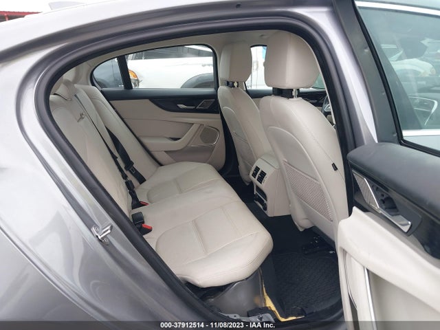 2020 JAGUAR XE SAJAE4FX4LCP56467 Photo 7