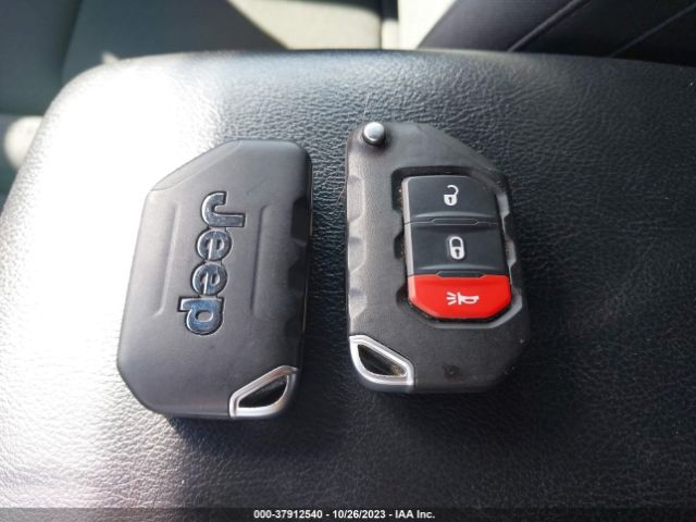 2021 JEEP WRANGLER UNLIMITED 1C4HJXDNXMW856617 Photo 10