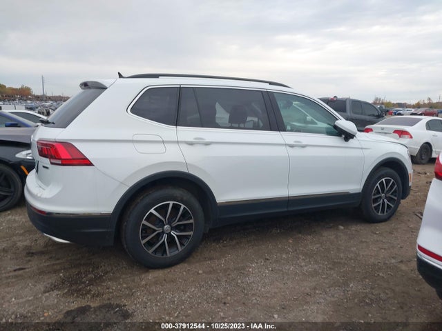3VV2B7AX6MM005344 Volkswagen Tiguan Se/se R-line Black/sel