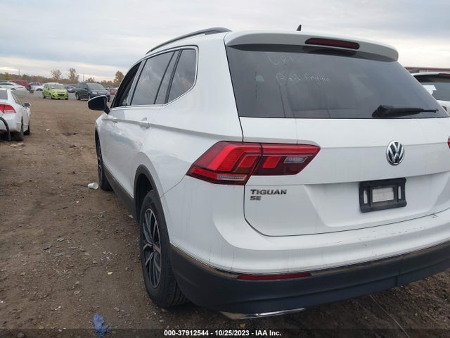 3VV2B7AX6MM005344 Volkswagen Tiguan Se/se R-line Black/sel