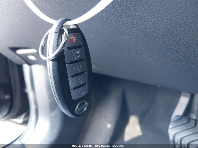 37912546 :رقم المزاد ، JN8AT2MTXKW267579 vin ، 2019 Nissan Rogue Sv مزاد بيع
