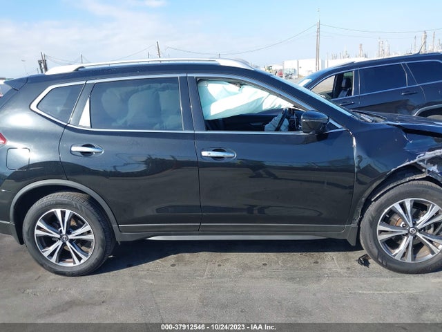 37912546 :رقم المزاد ، JN8AT2MTXKW267579 vin ، 2019 Nissan Rogue Sv مزاد بيع