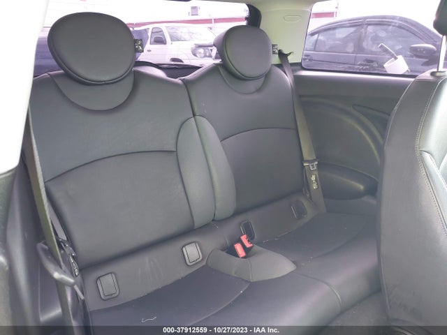 2010 MINI COOPER S WMWMF7C59ATZ70538 Photo 7