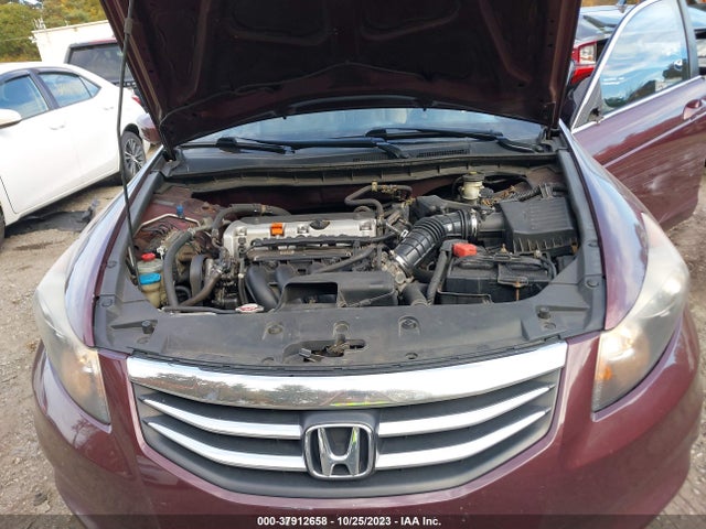 2011 HONDA ACCORD SDN LX VIN: 1HGCP2F38BA067546