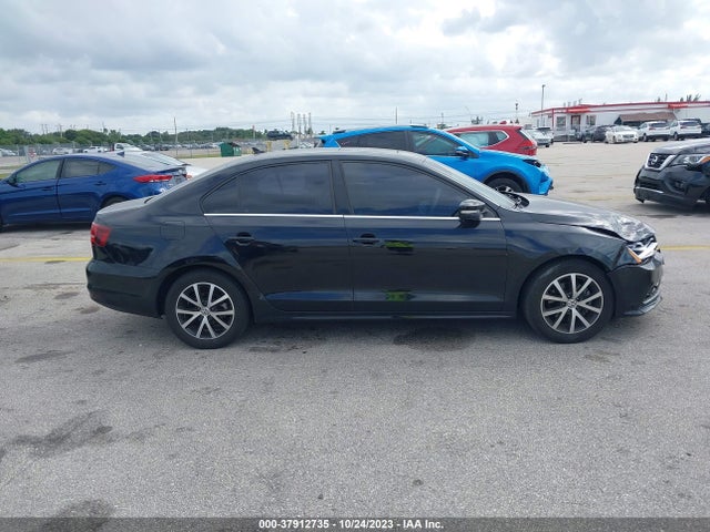 3VWDB7AJ5HM257804 Volkswagen Jetta 1.4t Se