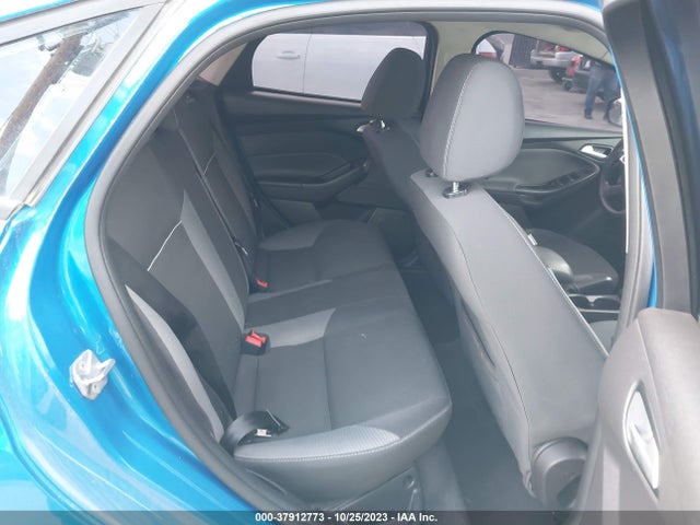 2014 FORD FOCUS SE VIN: 1FADP3F24EL375330