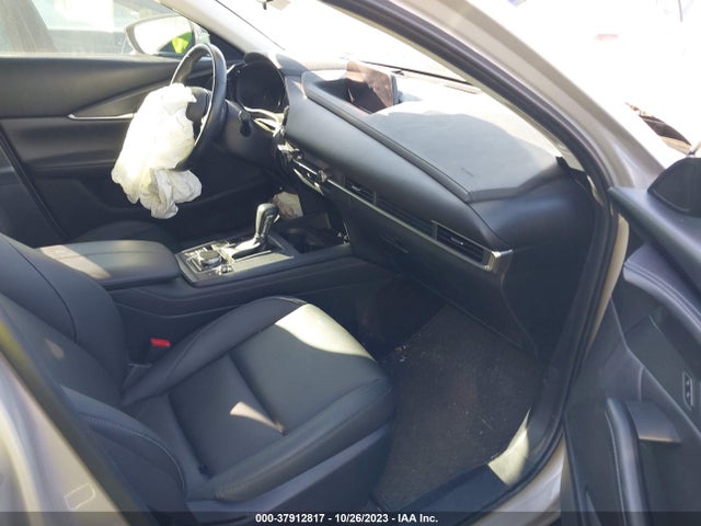 2022 MAZDA CX-30 SELECT VIN: 3MVDMBBL3NM401828