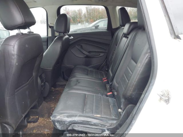 1FMCU9J9XFUC54170 Ford Escape Titanium