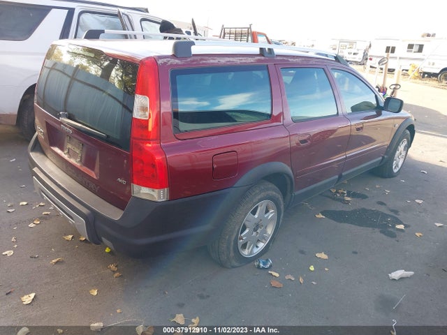 37912910 :رقم المزاد ، YV4SZ592161230579 vin ، 2006 Volvo Xc70 مزاد بيع