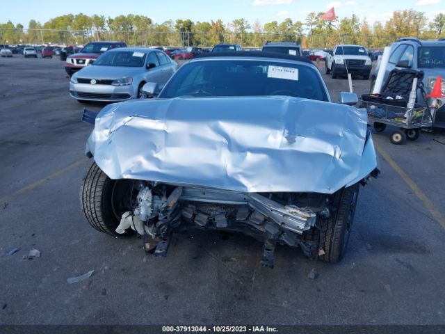 1FATP8EM6F5371541 Ford Mustang V6