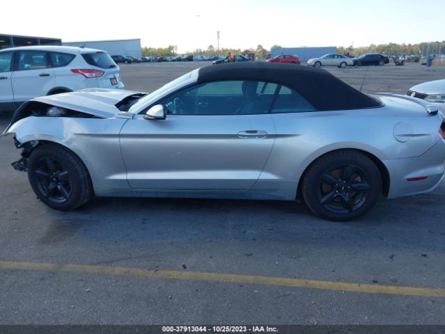 1FATP8EM6F5371541 Ford Mustang V6