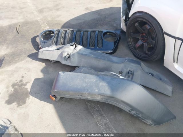 1C4HJXDGXJW154178 Jeep Wrangler Unlimited Sport S
