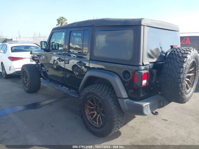 1C4HJXDGXJW154178 Jeep Wrangler Unlimited Sport S