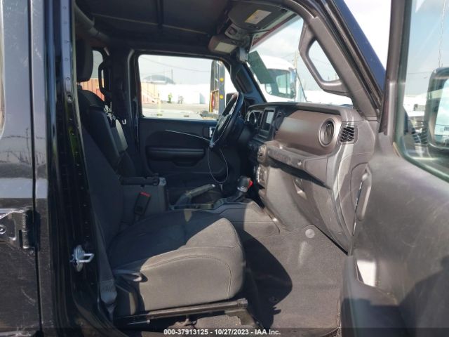 1C4HJXDGXJW154178 Jeep Wrangler Unlimited Sport S