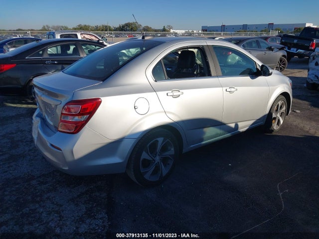 Chevrolet Sonic Premier 2018 1G1JF5SB9J4136189 Image 4