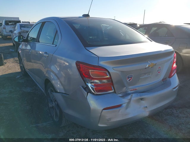 Chevrolet Sonic Premier 2018 1G1JF5SB9J4136189 Image 6