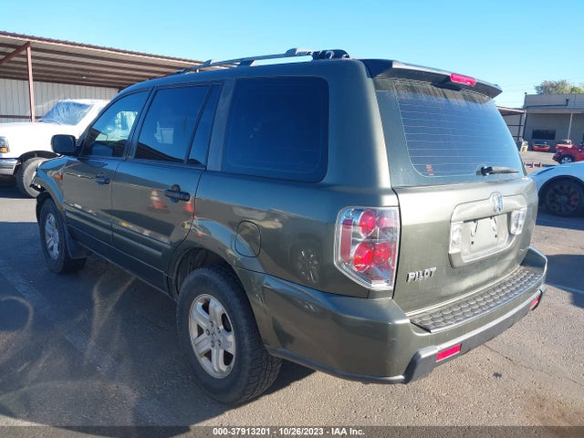 2006 HONDA PILOT LX VIN: 5FNYF28146B009983
