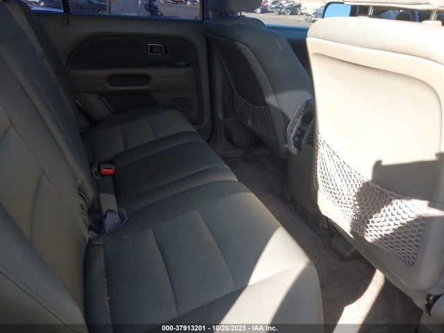 2006 HONDA PILOT LX VIN: 5FNYF28146B009983