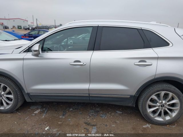 5LMCJ2D96JUL23356 Lincoln MKC SELECT
