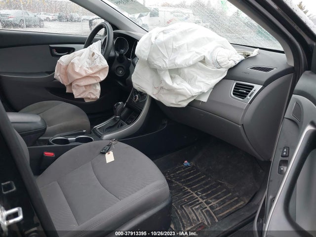2014 HYUNDAI ELANTRA SE VIN: 5NPDH4AE0EH536808