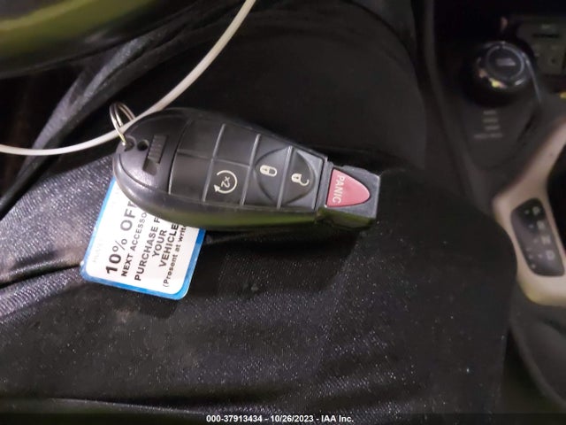 1C4PJMCS8FW769139 Jeep Cherokee Latitude