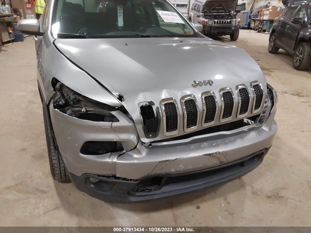 1C4PJMCS8FW769139 Jeep Cherokee Latitude