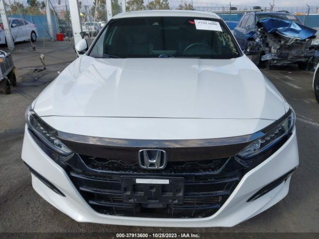 1HGCV1F33JA028474 Honda Accord Sport