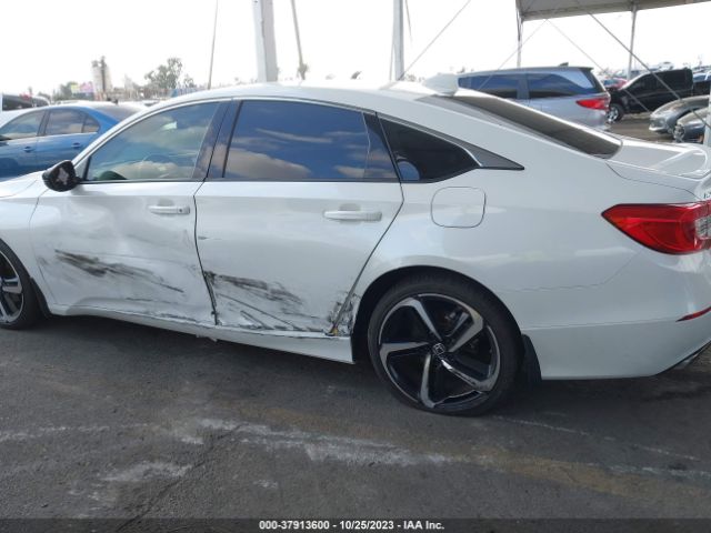 1HGCV1F33JA028474 Honda Accord Sport