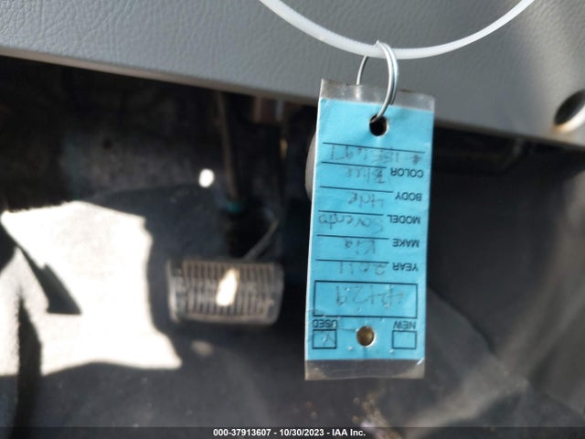 2011 KIA SORENTO LX VIN: 5XYKT3A17BG155697