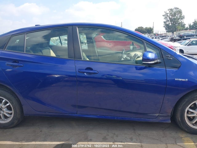 Toyota Prius Four 2016 JTDKARFU3G3507665 Image 13