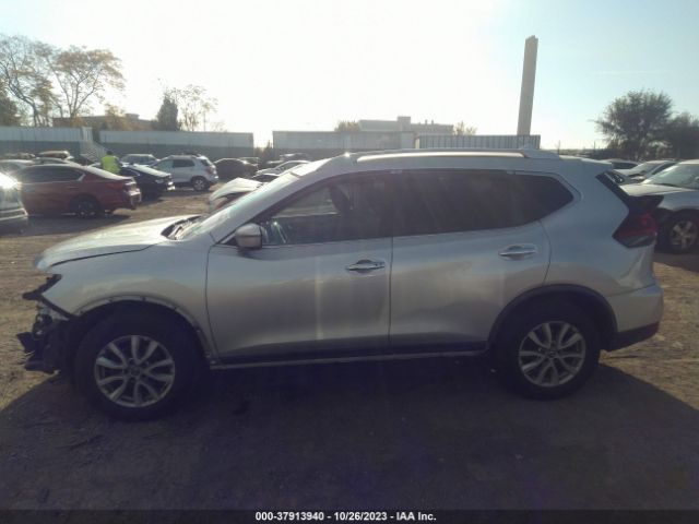 JN8AT2MV4JW303282 Nissan ROGUE SV