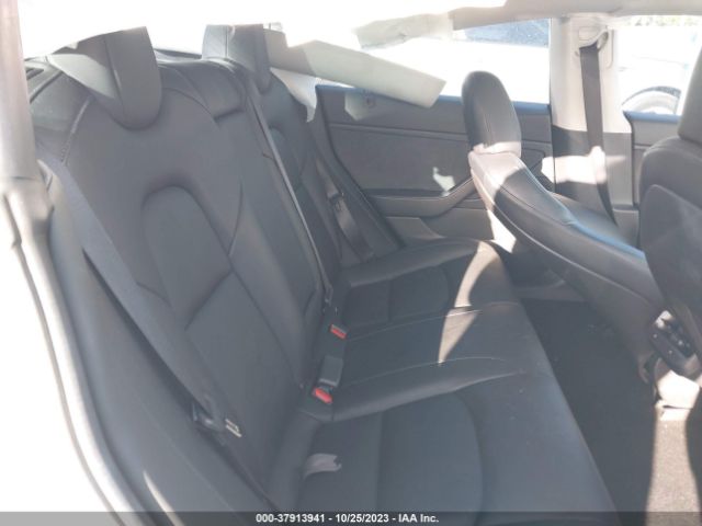 5YJ3E1EAXKF484821 Tesla Model 3 Range