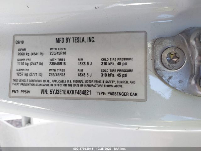 5YJ3E1EAXKF484821 Tesla Model 3 Range