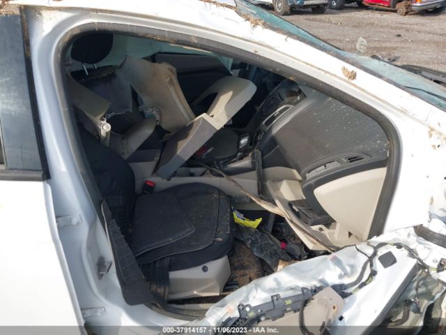 1FADP3F25EL154366 Ford FOCUS SE