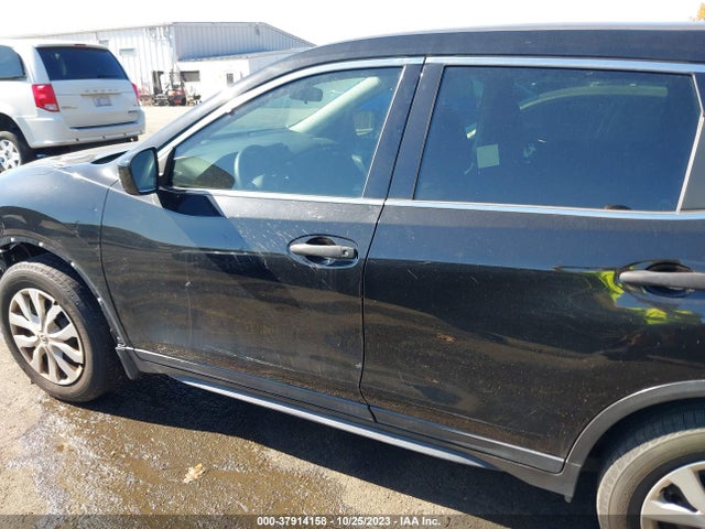Nissan ROGUE S 2019 5N1AT2MT2KC800968 Image 14