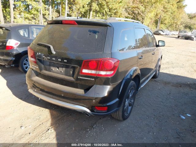 3C4PDCGG0FT559292 Dodge Journey Crossroad
