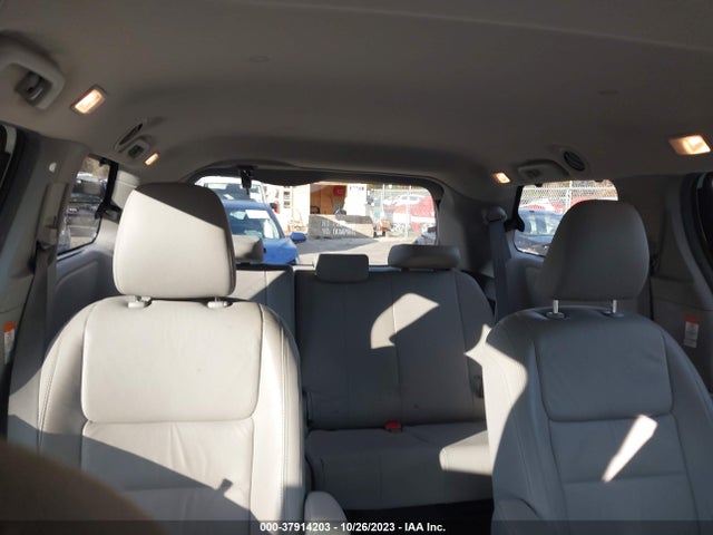 Toyota SIENNA XLE 2015 5TDDK3DC4FS105258 Image 8