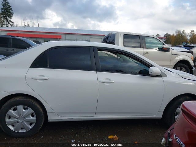 2011 TOYOTA COROLLA LE VIN: 2T1BU4EE5BC651352