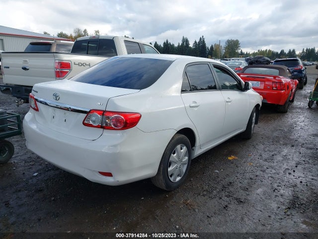 2011 TOYOTA COROLLA LE VIN: 2T1BU4EE5BC651352