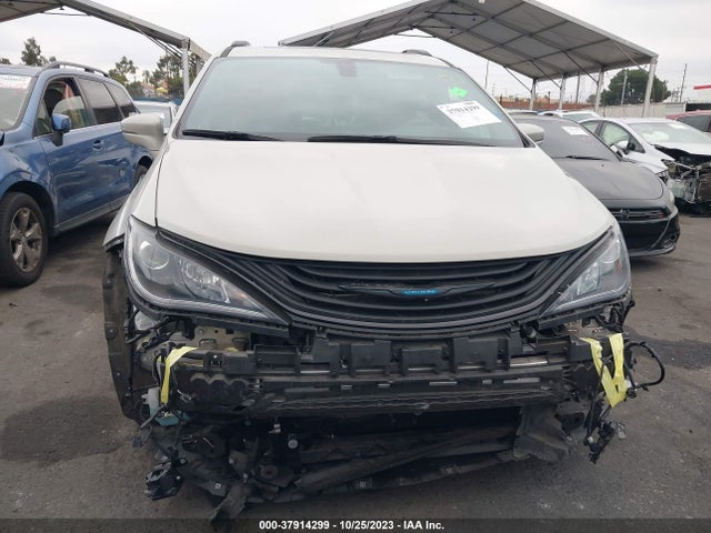 2C4RC1N72KR668790 Chrysler Pacifica Hybrid Limited