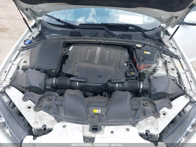 2015 JAGUAR XF SAJWA0F74F8U52248 Photo 9