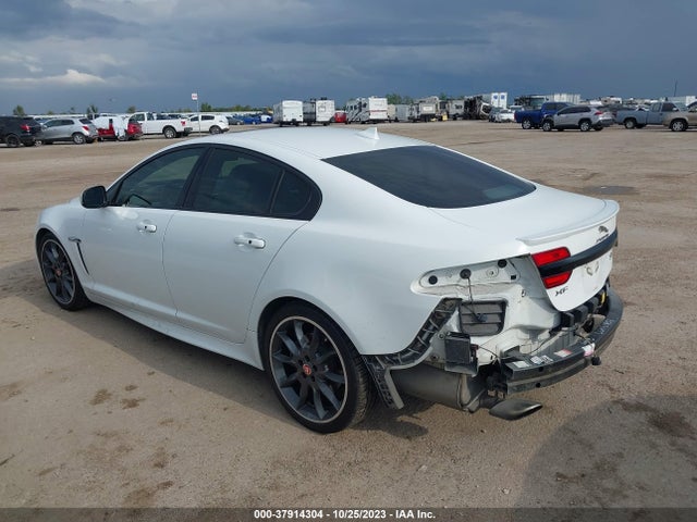 2015 JAGUAR XF SAJWA0F74F8U52248 Photo 2