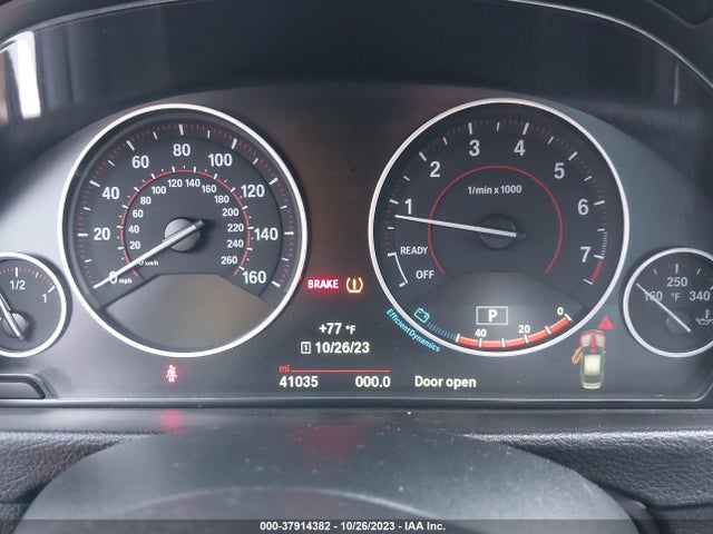 37914382 :رقم المزاد ، WBA8D9C55JA615347 vin ، 2018 Bmw 330i Xdrive مزاد بيع