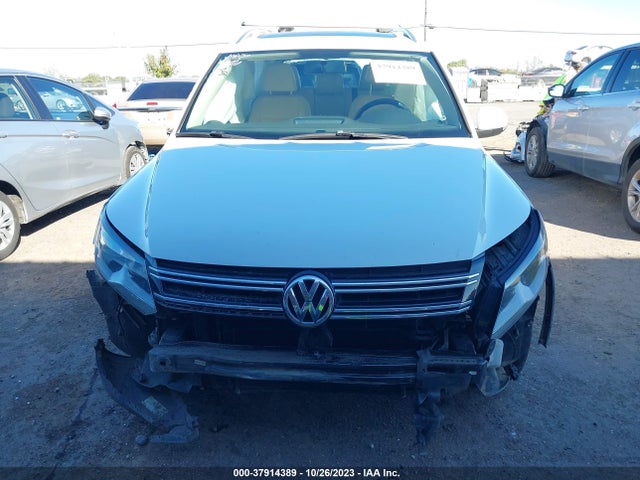 2015 VOLKSWAGEN TIGUAN SE VIN: WVGAV7AX9FW597869