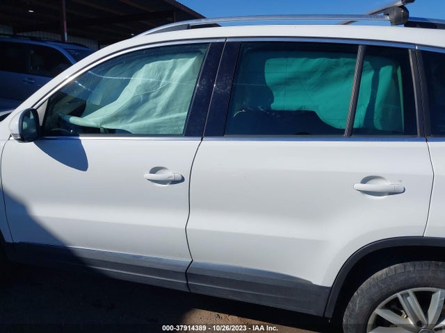 2015 VOLKSWAGEN TIGUAN SE VIN: WVGAV7AX9FW597869