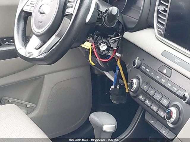 KNDP6CAC0L7657013 KIA SPORTAGE S