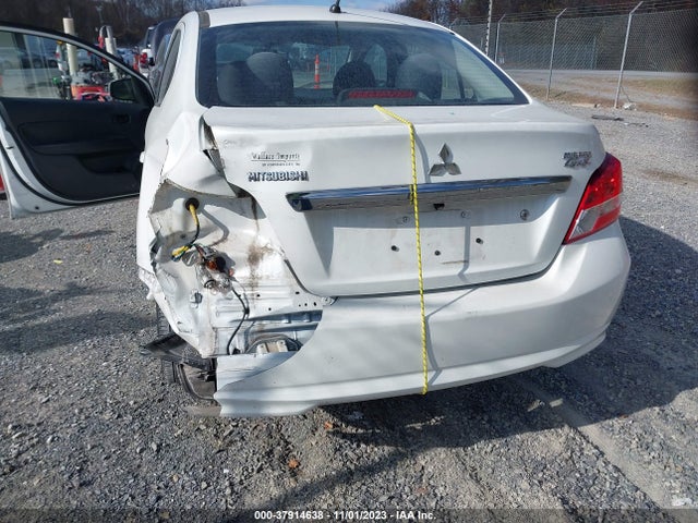 ML32F3FJ4JHF11471 Mitsubishi Mirage G4 Es
