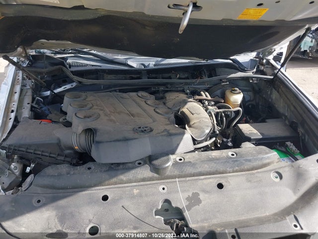 Toyota 4RUNNER SR5 2016 JTEZU5JR1G5121408 Image 10