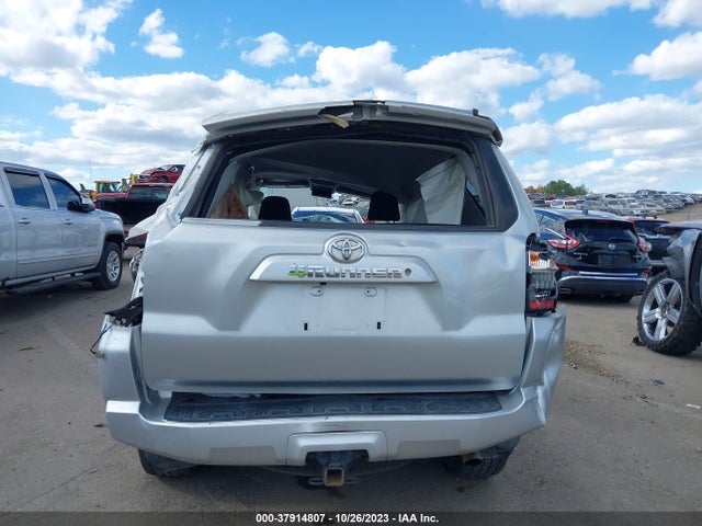 Toyota 4RUNNER SR5 2016 JTEZU5JR1G5121408 Image 16