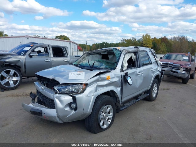Toyota 4RUNNER SR5 2016 JTEZU5JR1G5121408 Image 2